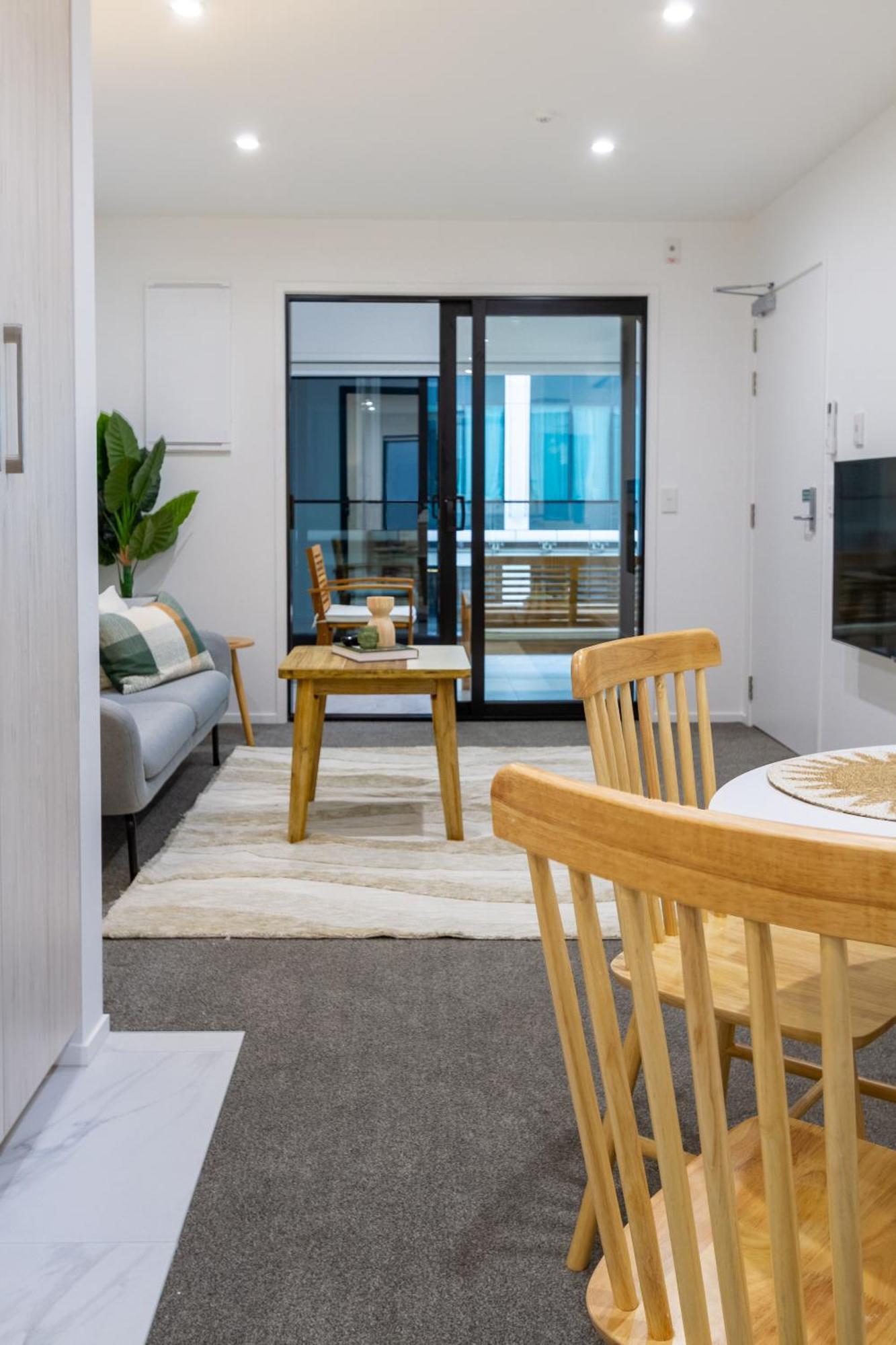 Urban Retreat: 2-Br Gem In Central Christchurch Apartment Exterior photo
